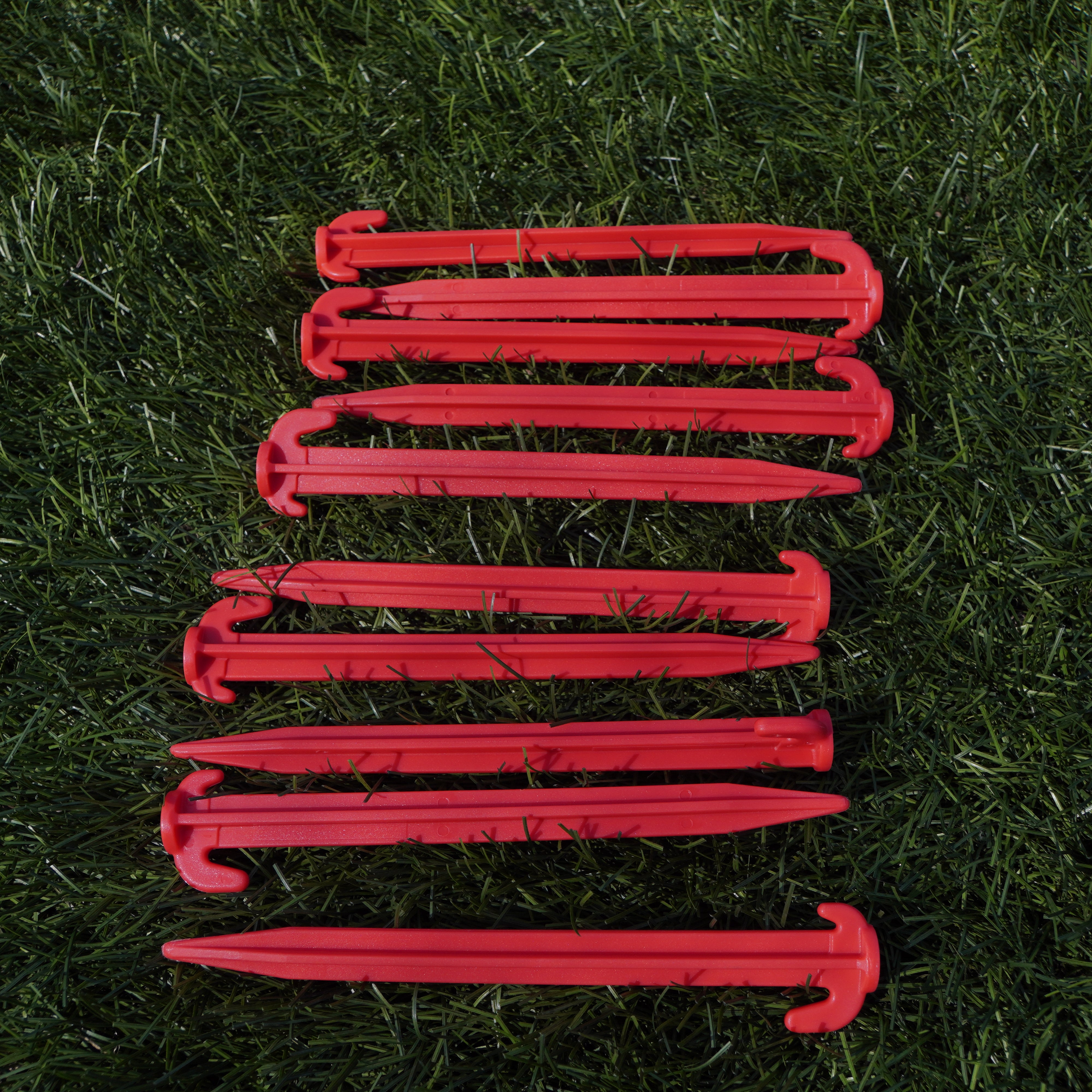 Red Pegs 300mm