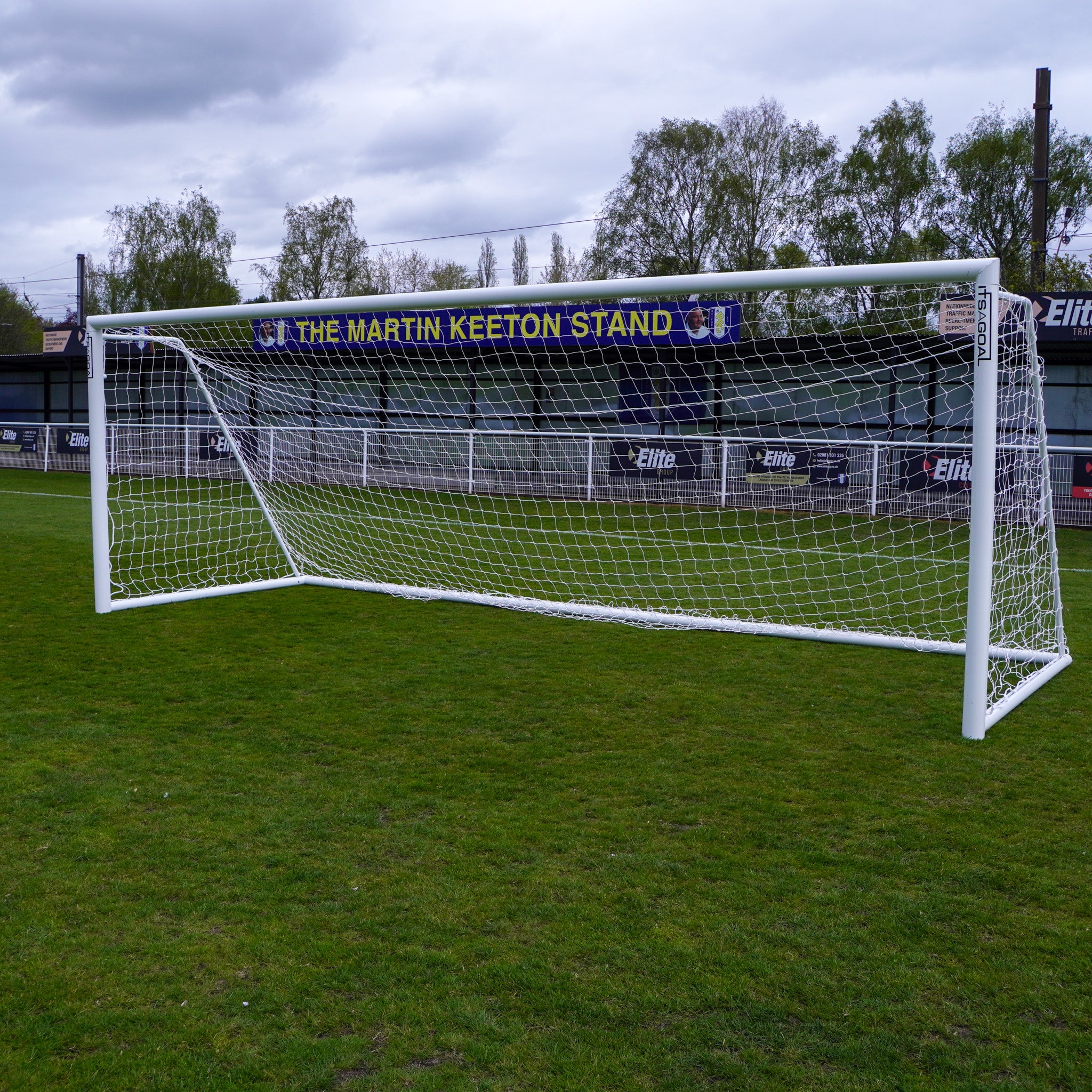 24x8 Aluminium Foldable goal post
