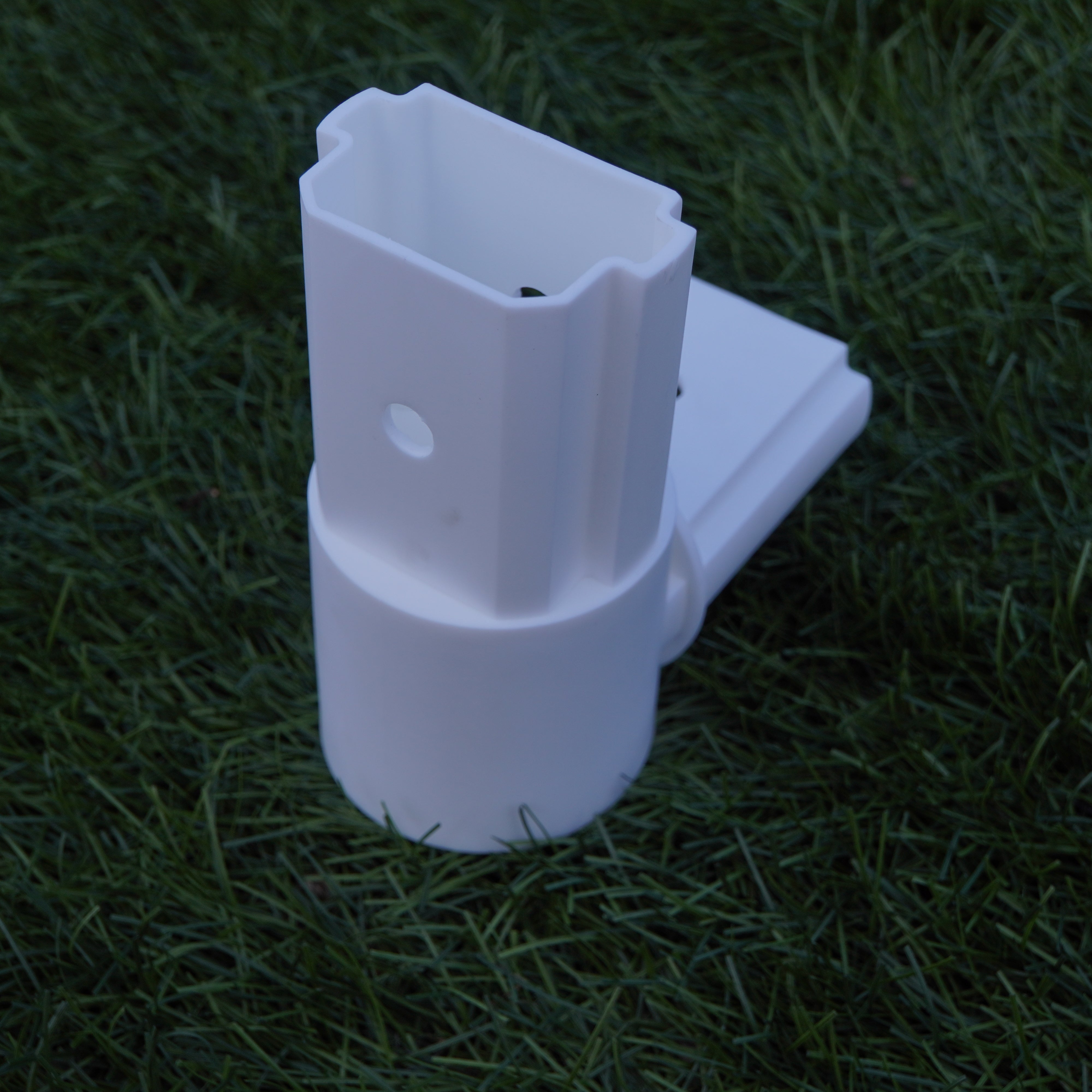Corner Bracket 80mm (Front Facing Uprights)